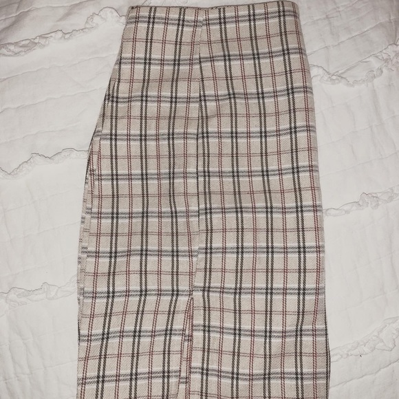 super cute plaid pencil skirt! - Picture 4 of 4